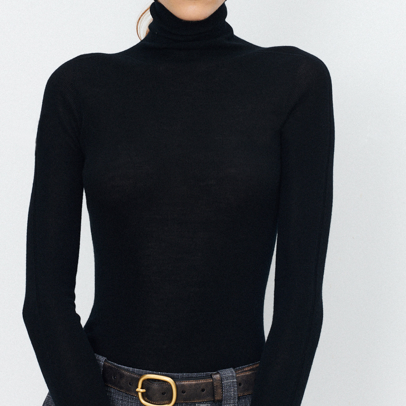 Suéter Ajustado De Cuello Alto Para Mujer