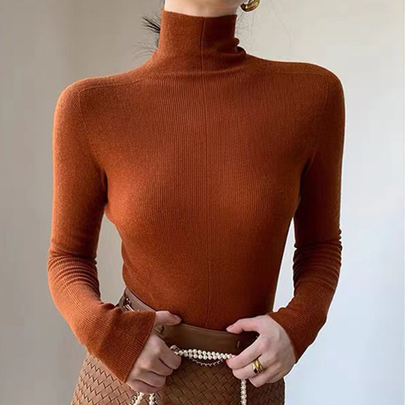 Suéter Ajustado De Cuello Alto Para Mujer