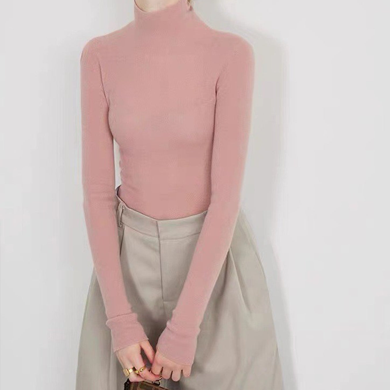 Suéter Ajustado De Cuello Alto Para Mujer